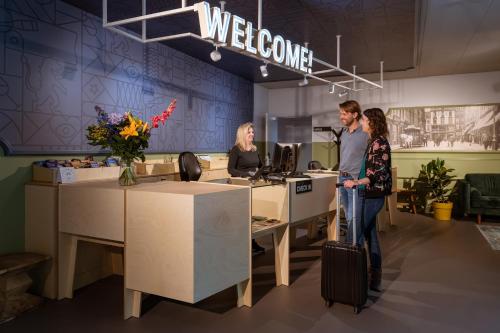 Hotel Booking